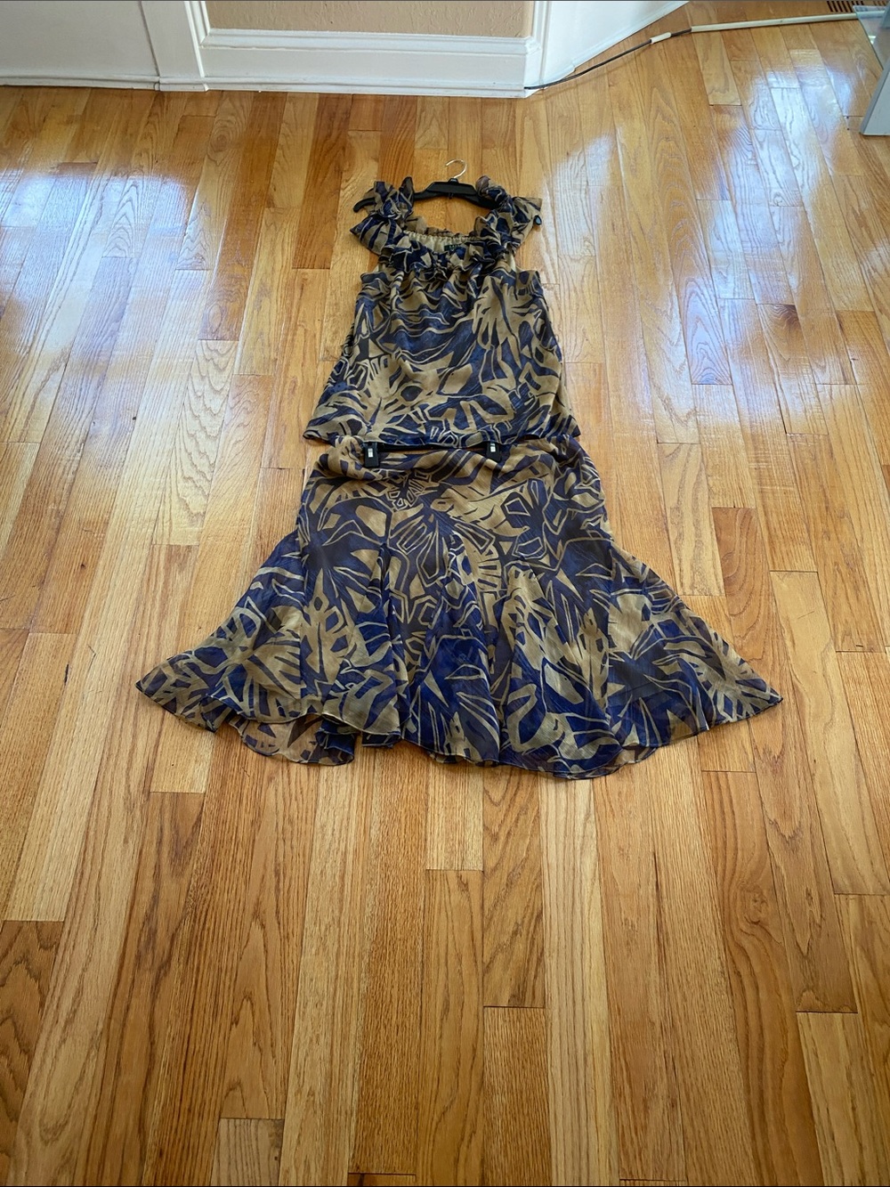 Lauren Ralph Lauren Navy and Tan Leaf-Print Ruffle Maxi Dress